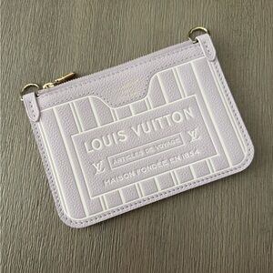LV Neverfull BB Pouch in Misty Lilac
